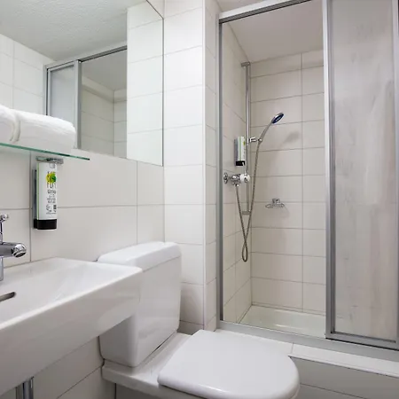 Krone By B-smart Hotel